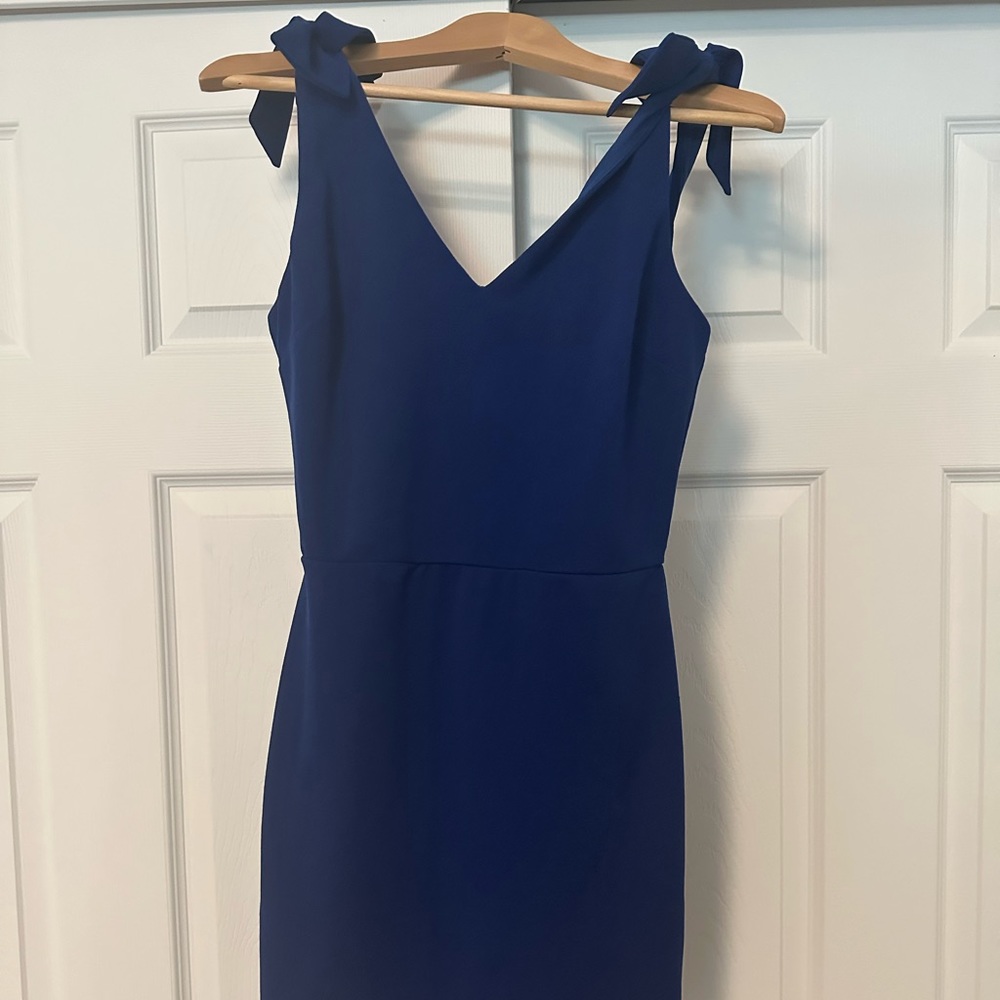 super cute and classy aqua dress!!